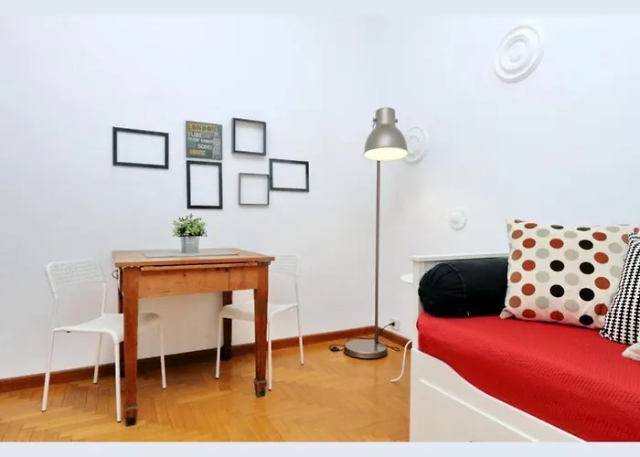 Apartment Trastevere For Family & Friends With Separate Living - Ac & Wifi