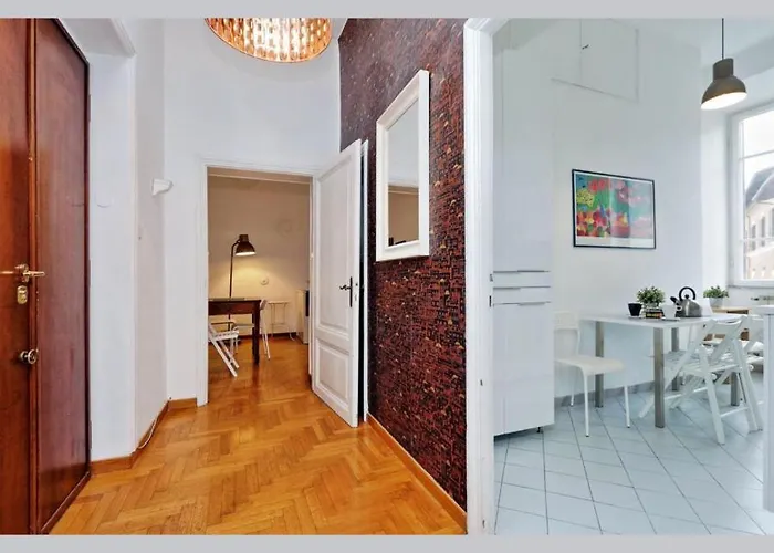 Apartment Trastevere For Family & Friends With Separate Living - Ac & Wifi *
