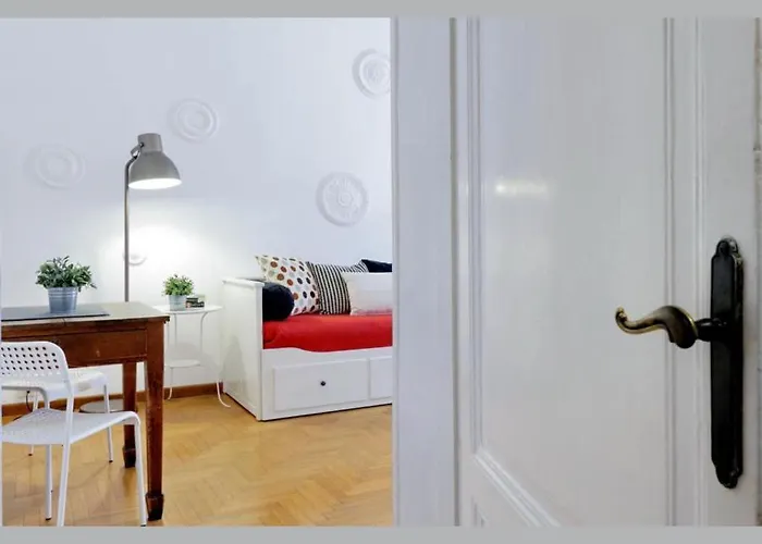 Trastevere For Family & Friends With Separate Living - Ac & Wifi Rom