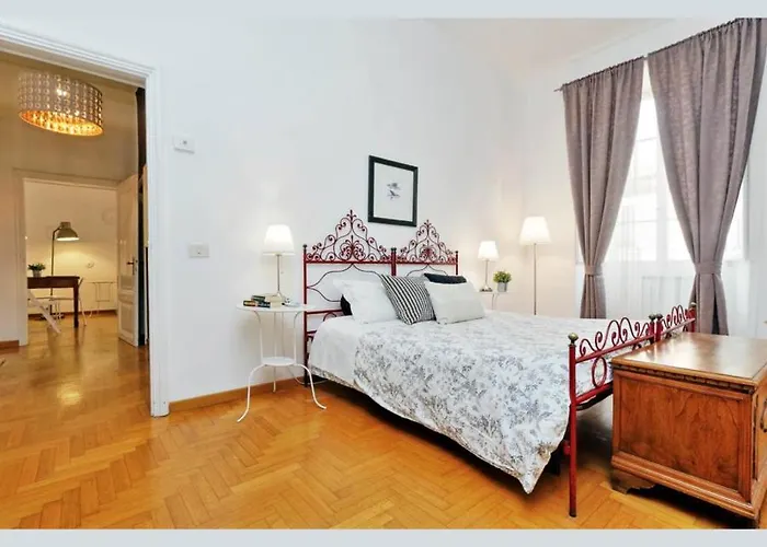 Apartment Trastevere For Family & Friends With Separate Living - Ac & Wifi Rom